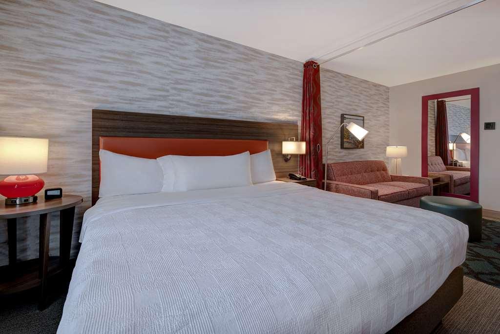 Home2 Suites By Hilton Dekalb Room photo